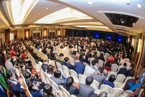 繼續(xù)教育轉(zhuǎn)型升級亟待打好“組合拳”——國家教育咨詢委員會(huì)委員季明明在大會(huì)專刊發(fā)表專題論述