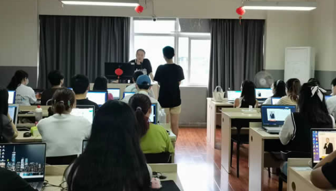 陜西西安精選IT職業(yè)培訓(xùn)機(jī)構(gòu)前十名單榜首一覽及教育咨詢服務(wù)指南